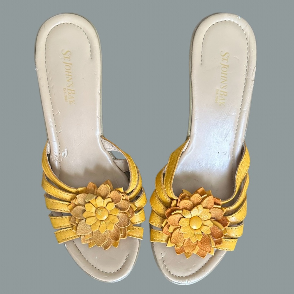 St. John's Bay Yellow Flower Wedge Heels Size 8